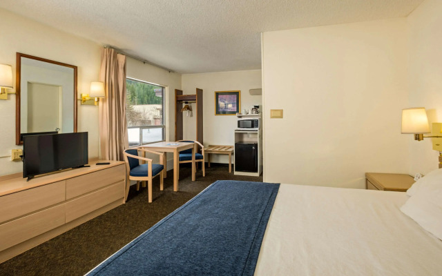 Stardust Motel Wallace