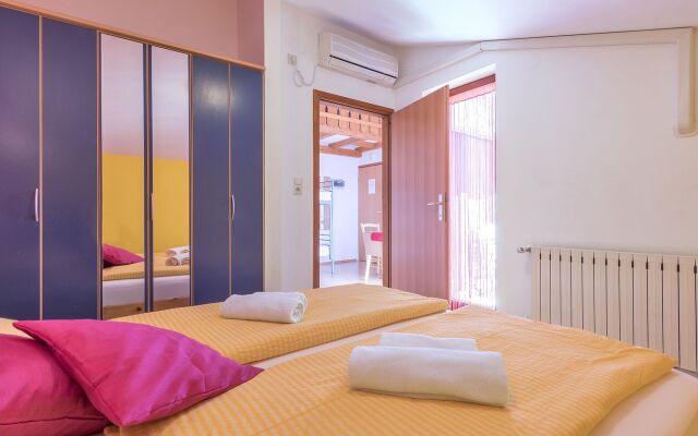 Apartments Antic