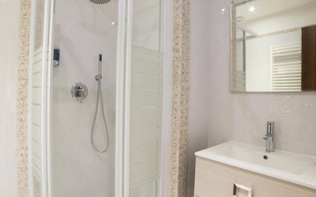 Di Fronte alla Cupola