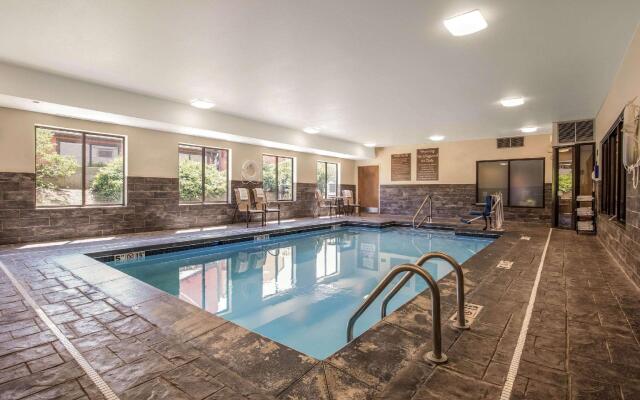 Comfort Inn La Porte