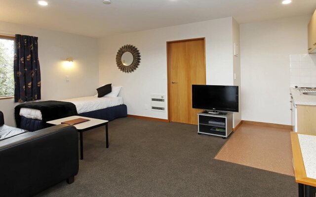 306 Motel Apartments