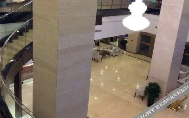 Yalante Hotel