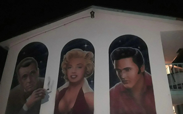 New Sungate Motel