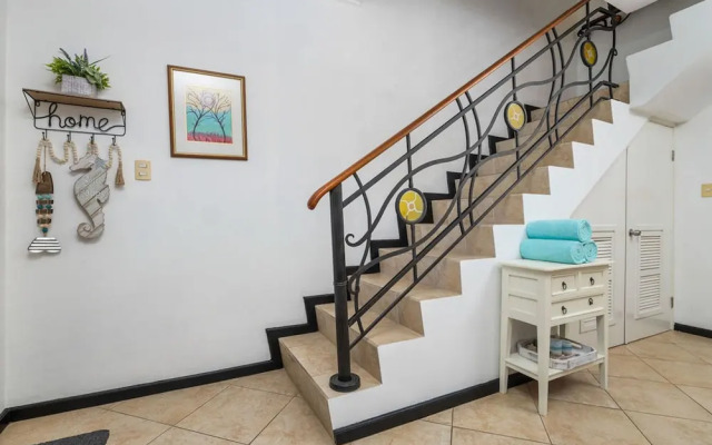 Townhome Goldcoast GYM Pools 24 7 Security