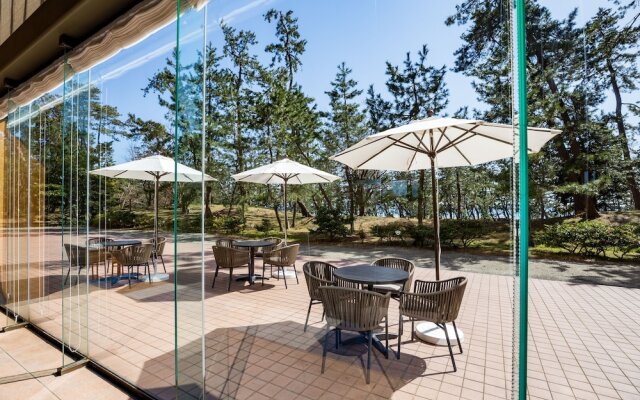Suzu Beach Hotel