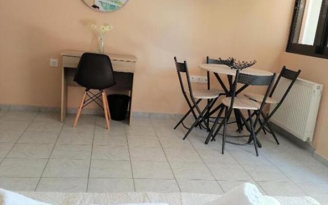 Nini's House 1