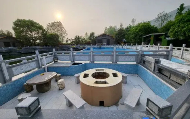 Mortal Habitat Private Hot Spring Garden Parent-Child Vacation Homestay – Pool – Hangzhou