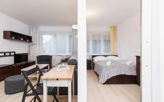 Apartment Warsaw Podlesna by Renters