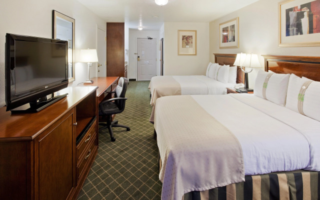 Holiday Inn Redding by IHG