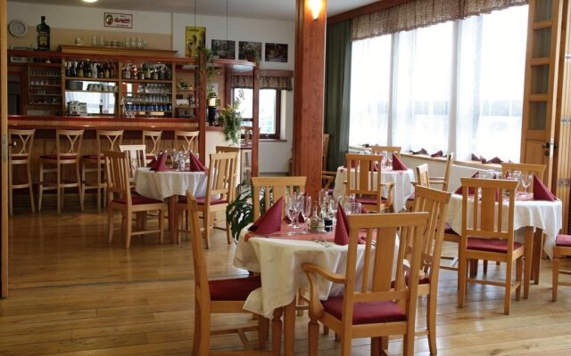 Hotel Zlatý Chlum