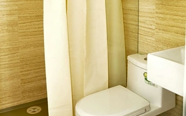 GreenTree Inn Tianshui Taian County Bus Terminal Shell Hotel