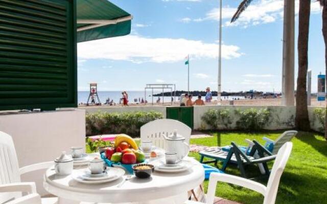 Beachfront Apartment Las Burras MRA 02