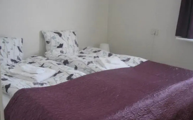 Guesthouse Hlídartún 1