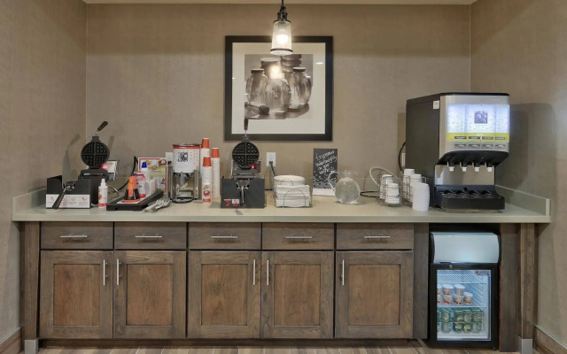 Hampton Inn & Suites Artesia