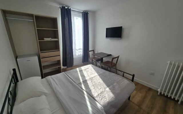 Hotel de l'Europe Pantin