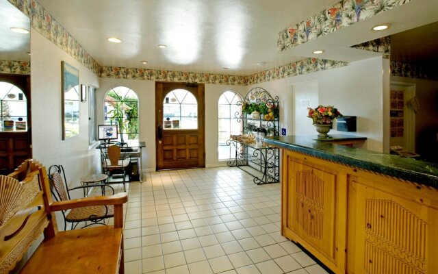 Americas Best Value Inn Loma Lodge