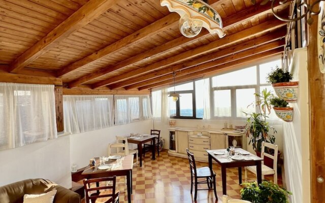Atenea Luxury Suites