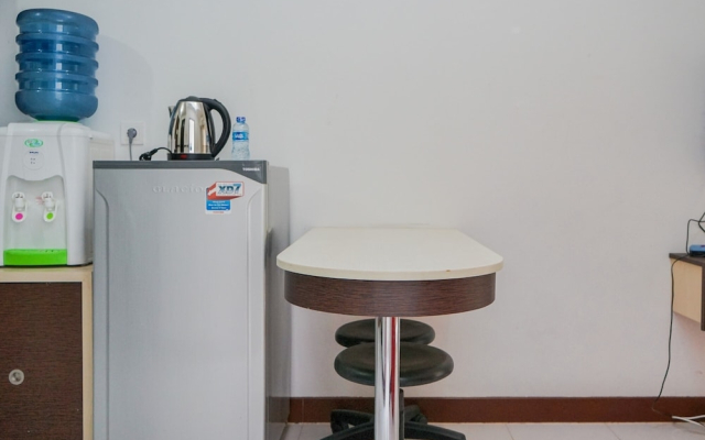 Cozy and Simple 1BR Apartment at Scientia Residence