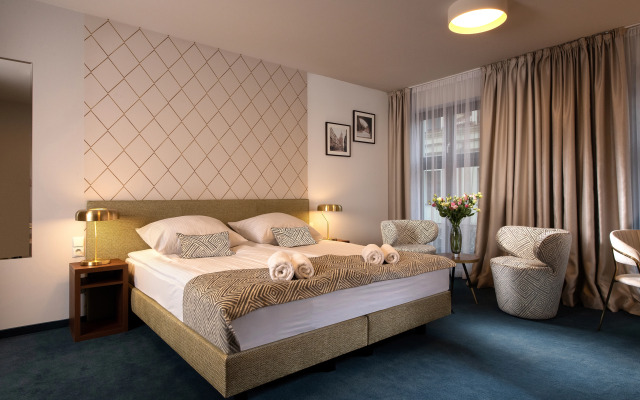 Xerion Hotel