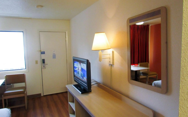 Motel 6 Vancouver, WA