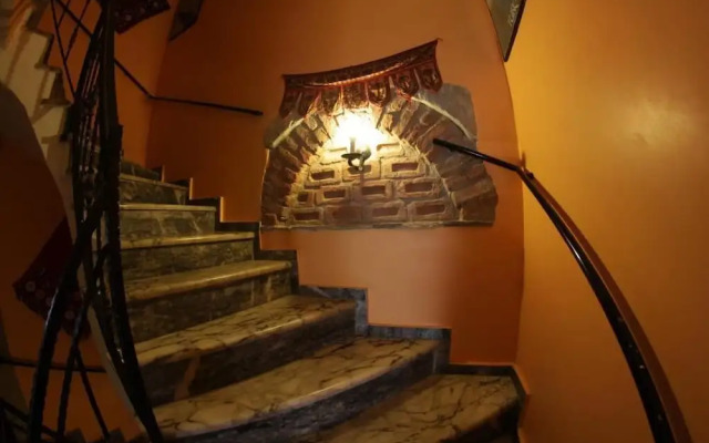 Nazar Hotel