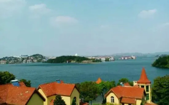 Qianshuiwan Resort