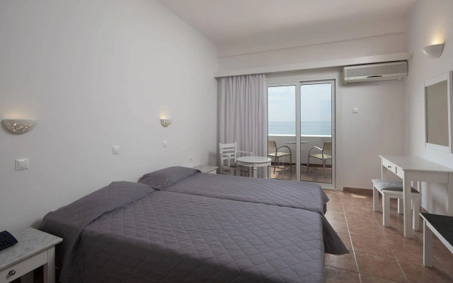 Tinos Beach Hotel
