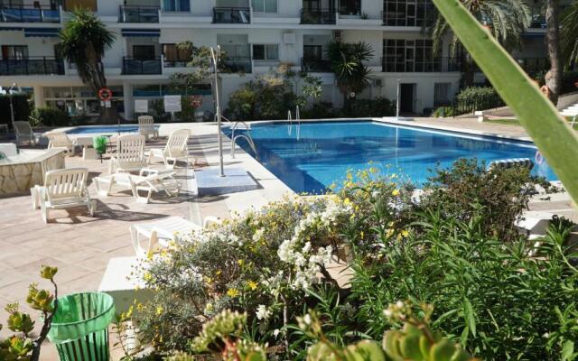 Skol 727 Lovely 2 Bedroom Duplex in Marbella Center