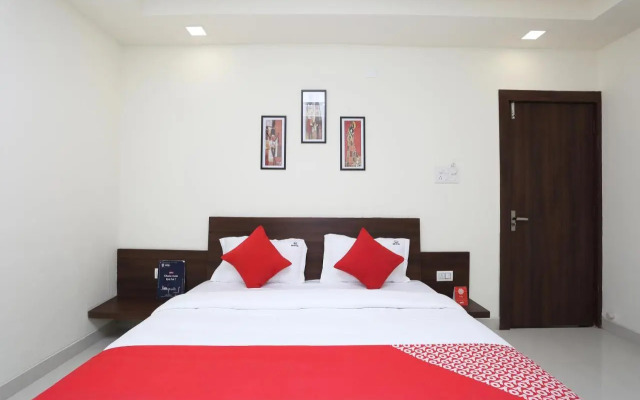 OYO 24707 Comfort Inn by OYO Rooms