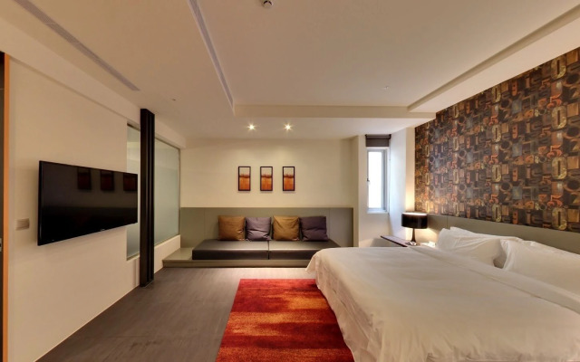No. 9 Hotel