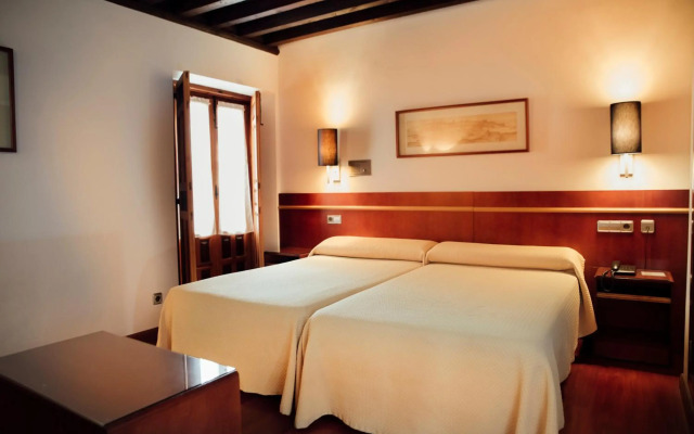 Hotel Santa Isabel