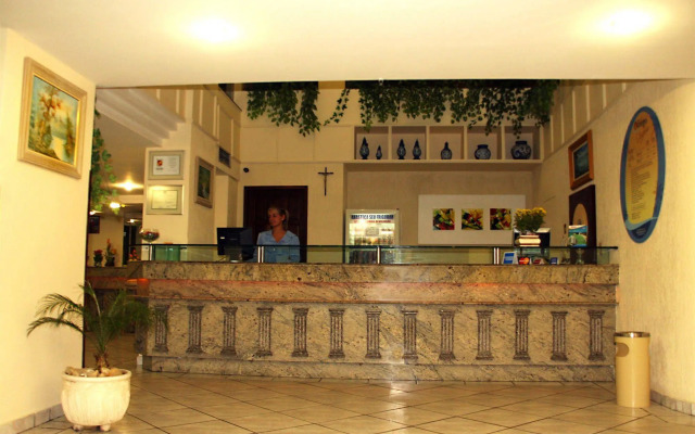 Yak Beach Hotel Ponta Negra