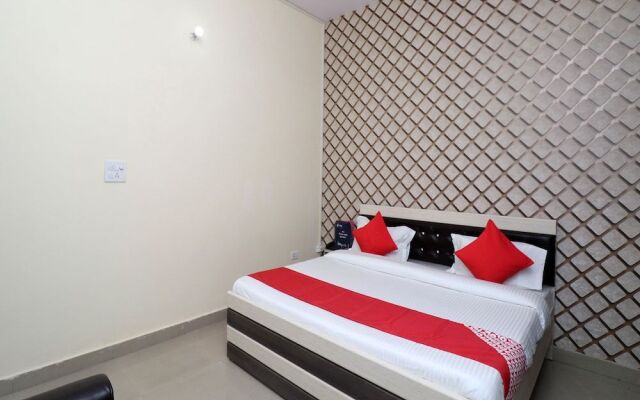 OYO 22698 Delight Residency