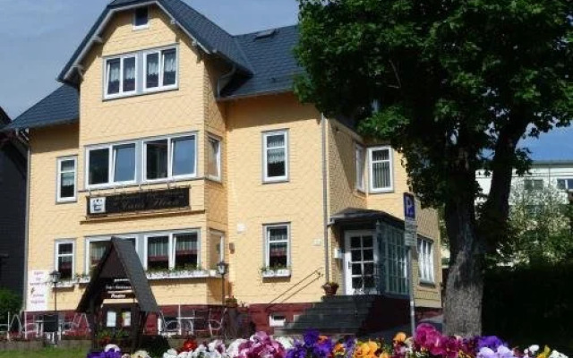 Café-Restaurant Pension Haus Flora