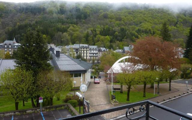 Appartement Mont-Dore, 3 pièces, 6 personnes - FR-1-608-12