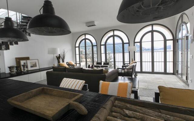 Pavilion by Villa Lario