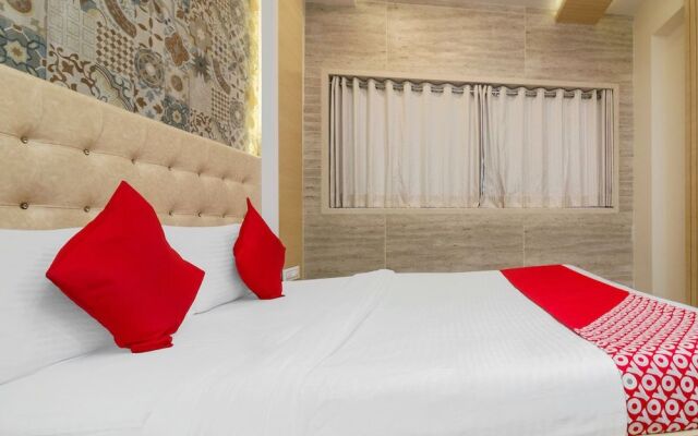 OYO Flagship 17200 Hotel Neelkamal Chembur
