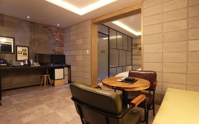 Yeosu Hakdong JA Self Check-in Motel