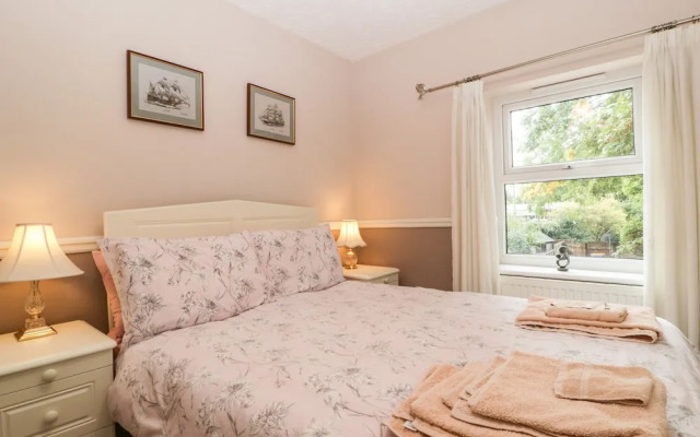 2 Bathsheba Terrace