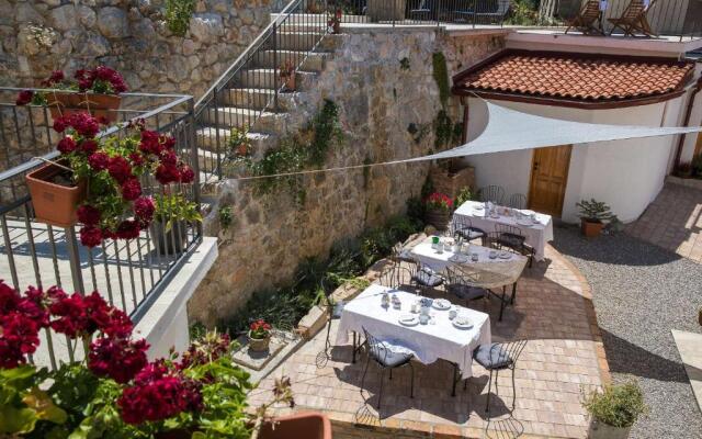 Boutique B&B Mali Pariz