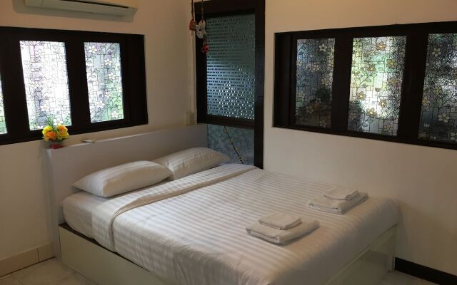 Wiang Kum Kam Resort