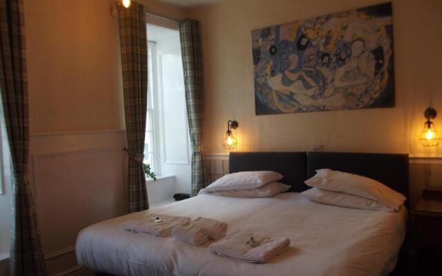 The Liverpool Arms Hotel