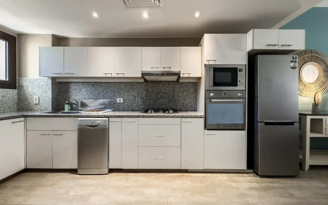 Xuru Stays I Sundown Symphony 4mbdr Villa @ Joubal El Gouna