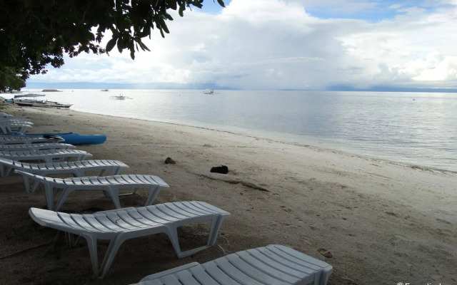 Momo Beach House