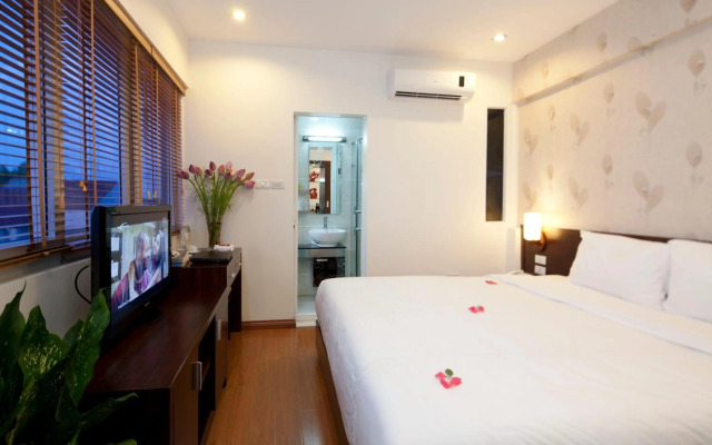 Rising Dragon Legend Hotel