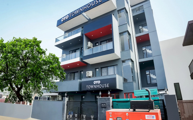 Townhouse Artemis Hospital Near Unitech Cyber Park