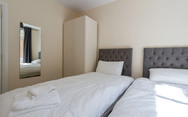 Granada Apartments Queen's Promenade