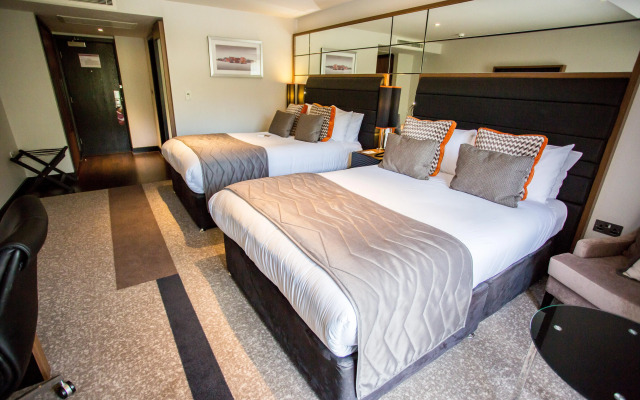 Crowne Plaza Gerrards Cross by IHG