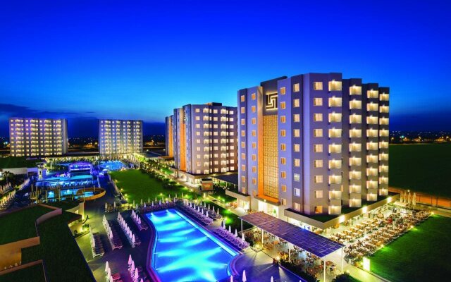 Grand Park Lara
