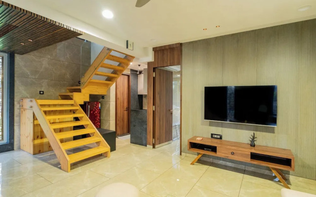 Alaya Stays 3-BHK with Pool near Khandala Hills - Imperial Serenia
